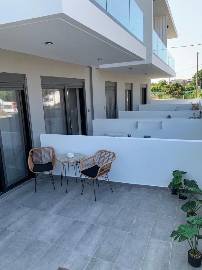 Sensez Apartments Lefkada City Bagian luar foto