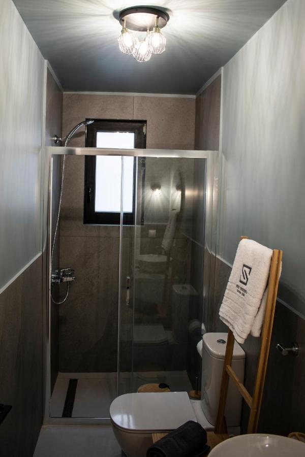 Sensez Apartments Lefkada City Bagian luar foto