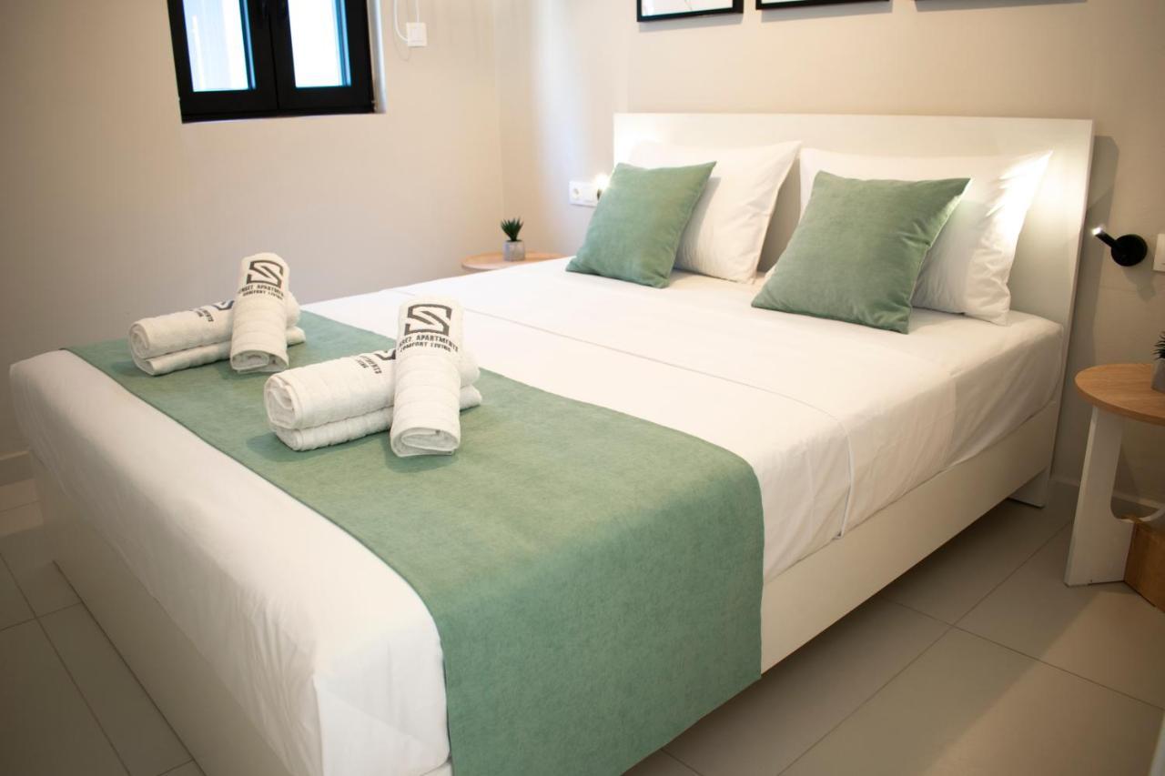 Sensez Apartments Lefkada City Bagian luar foto