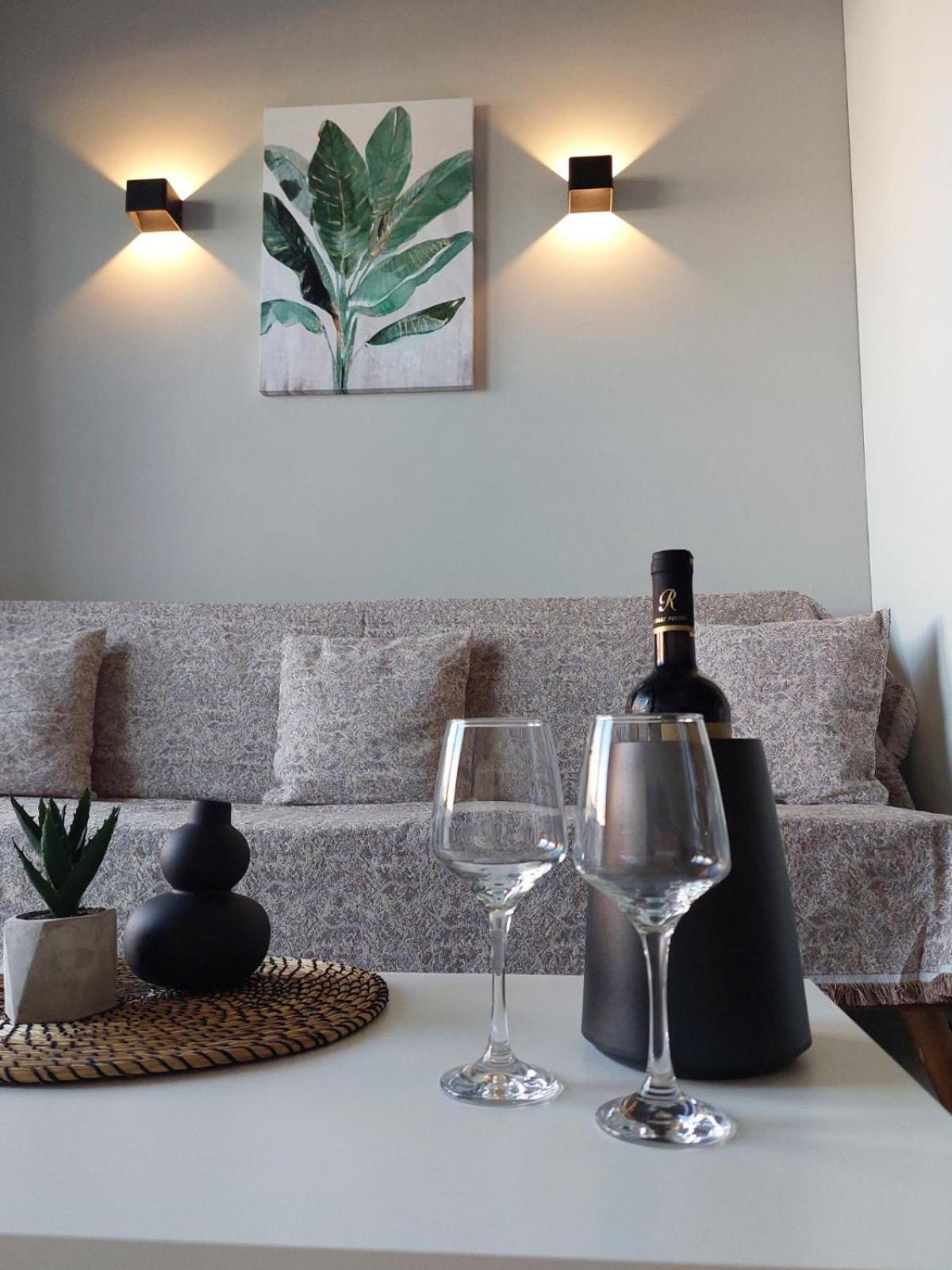 Sensez Apartments Lefkada City Bagian luar foto